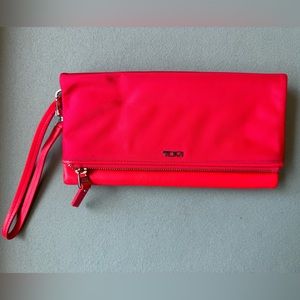Tumi Voyageur Flap Continental Wallet in Hot Pink